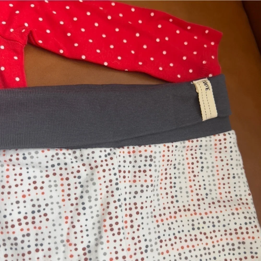 Kuniboo Carter’s Baby Infant Sz 6m 2 piece set Bodysuit and Pants Polka Dot NWOT